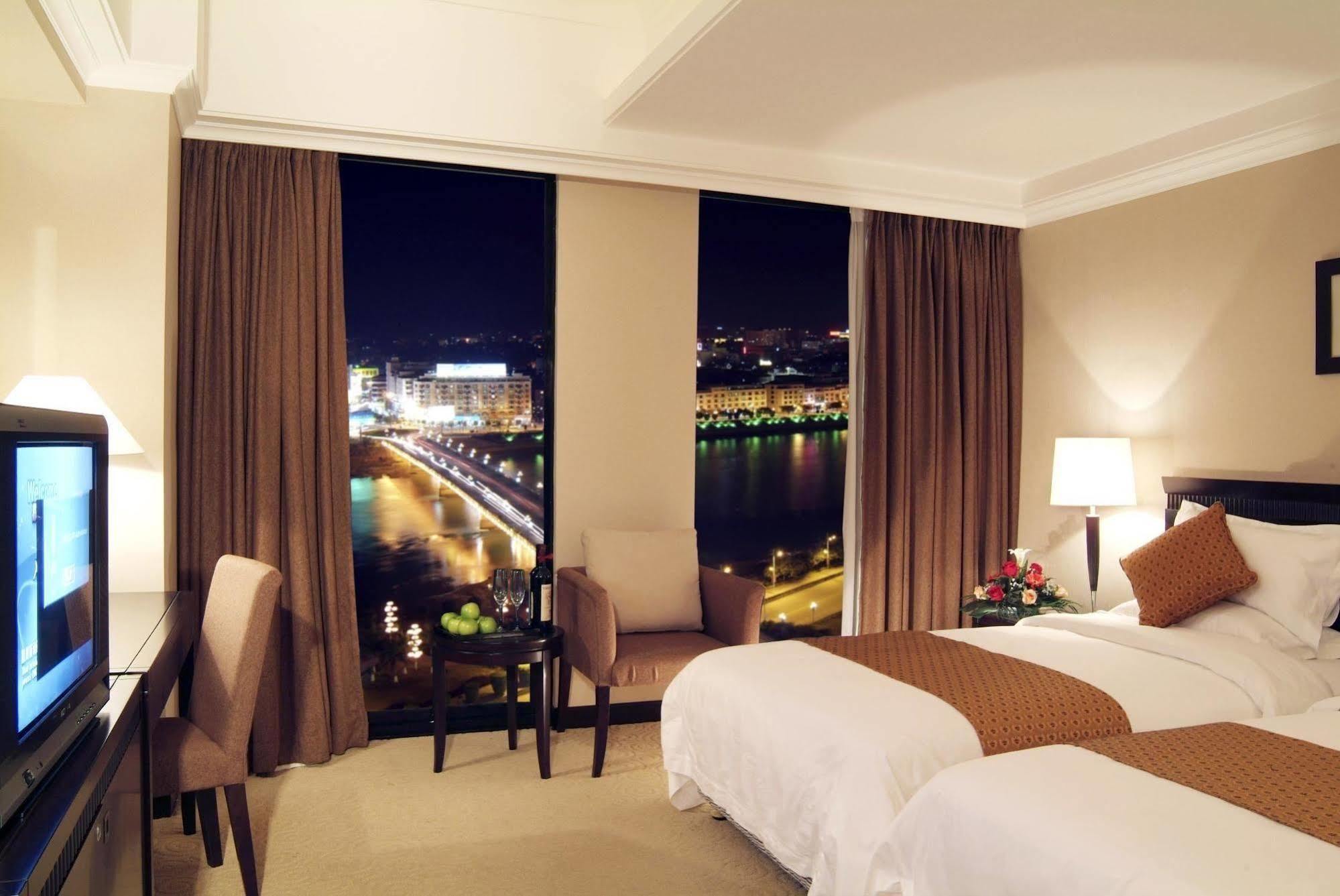 Heyuan Great International Hotel Экстерьер фото