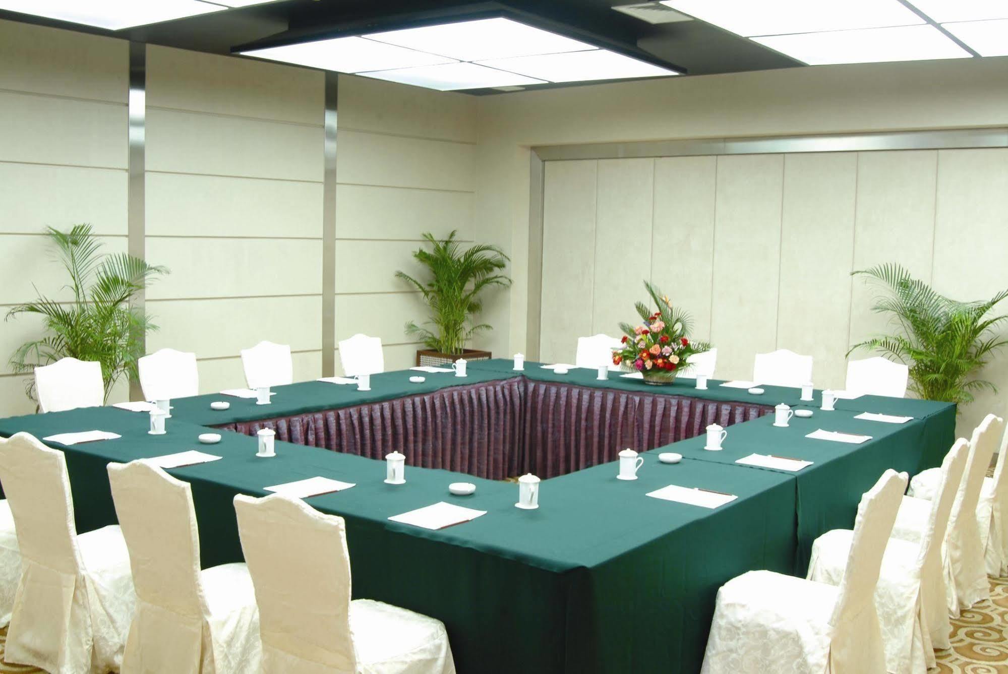 Heyuan Great International Hotel Экстерьер фото